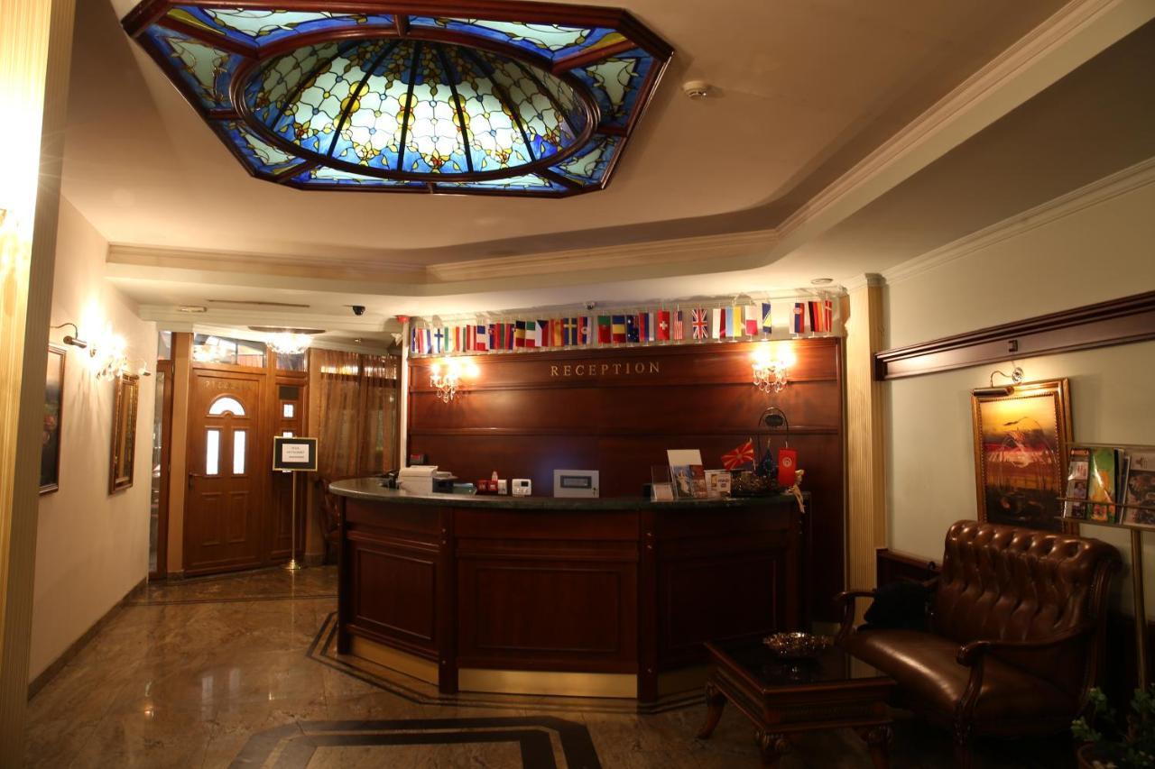 Hotel Millenium Bitola Esterno foto