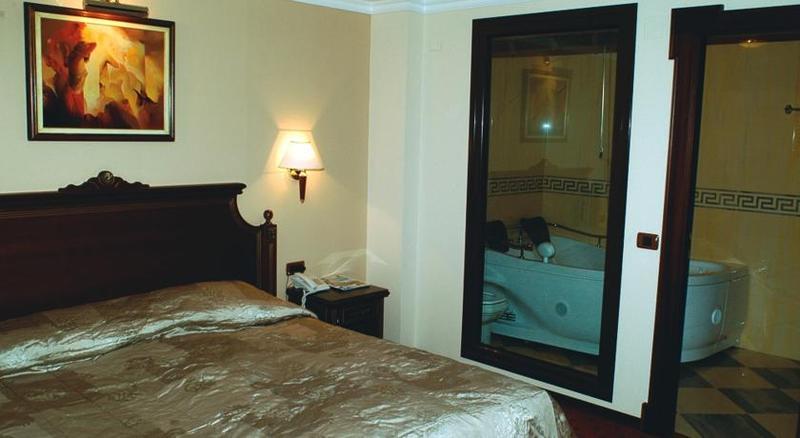 Hotel Millenium Bitola Esterno foto