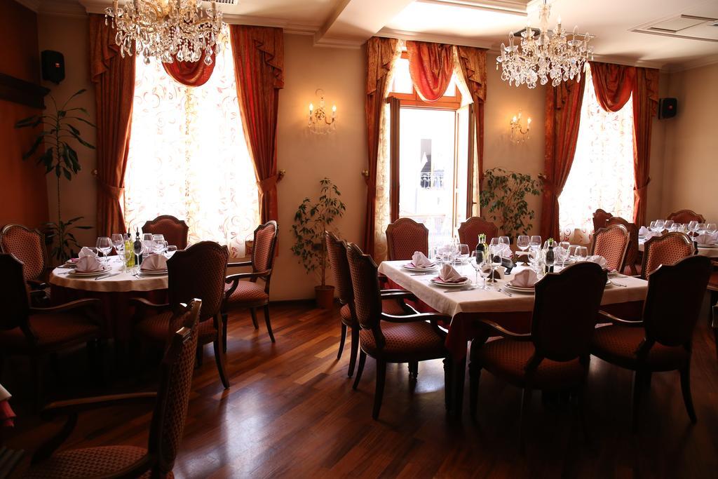 Hotel Millenium Bitola Esterno foto