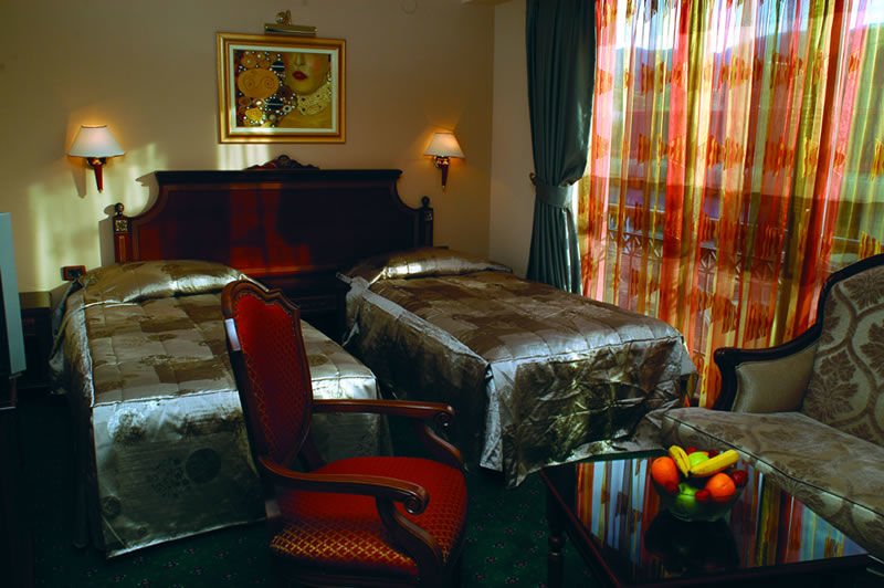 Hotel Millenium Bitola Esterno foto